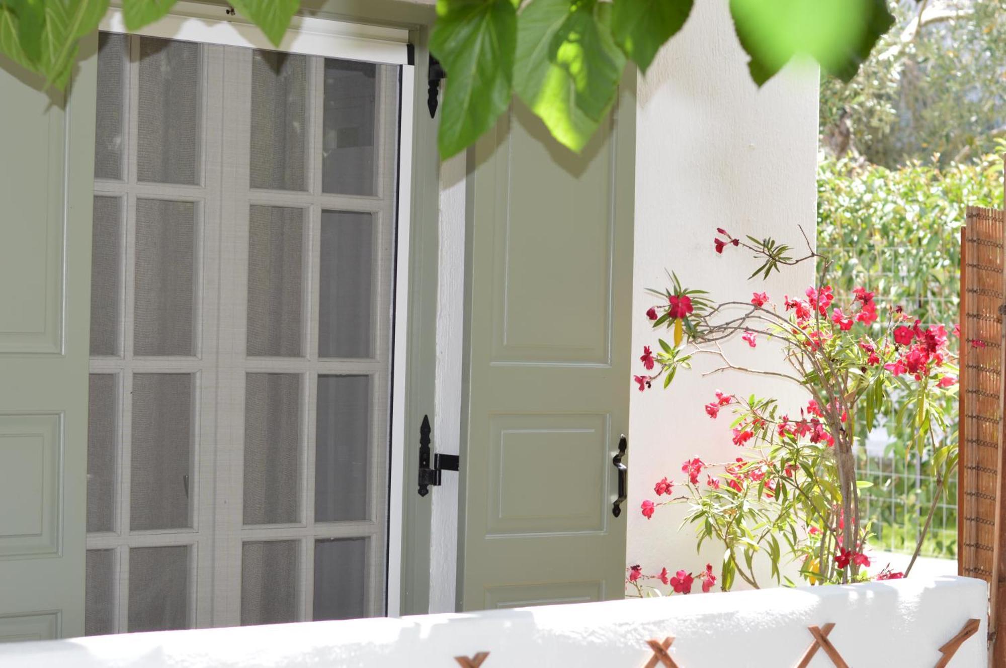 Anna George Studios Stafylos Exterior foto